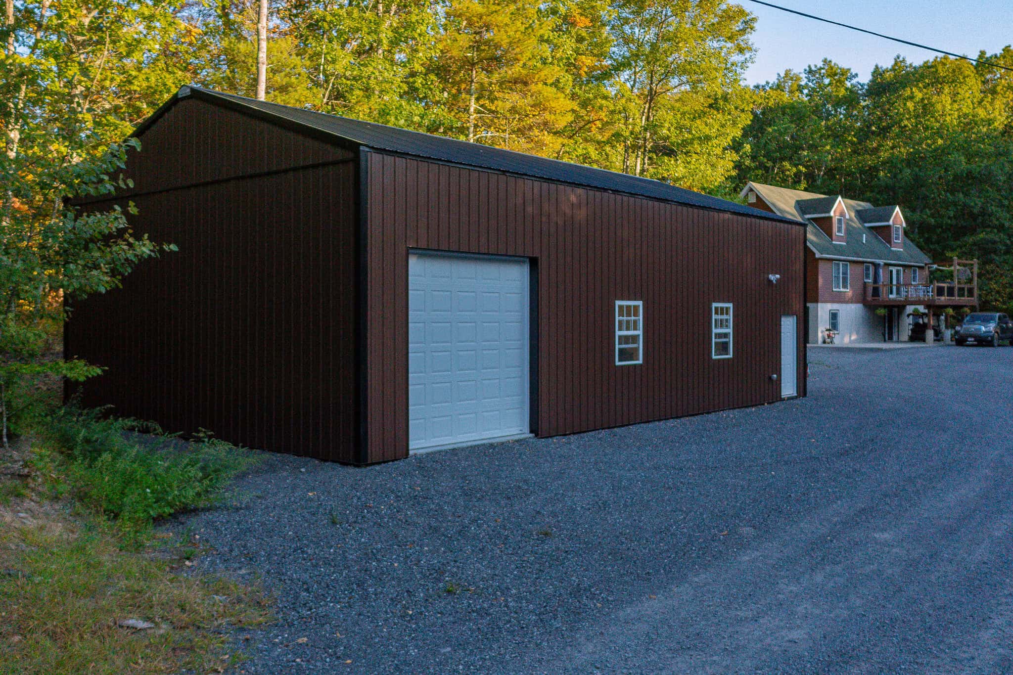 Custom Garage CG004 Brown and Black Garage